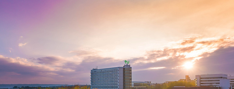 Der Campus Nord bei Sonnenuntergang